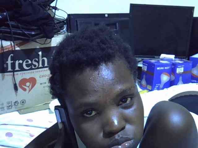 Cute-aliyah webcam