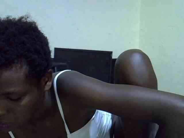 Cute-aliyah webcam
