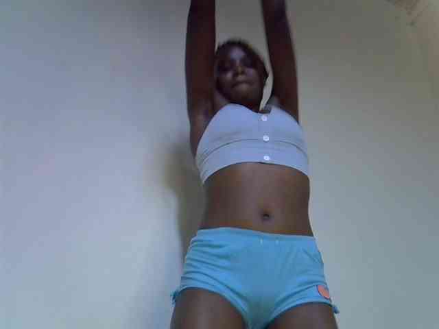 Cute-aliyah webcam