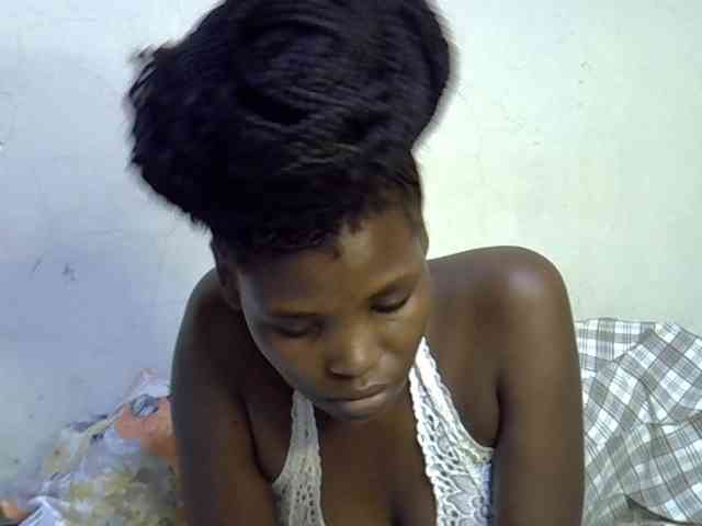 Cute-aliyah webcam