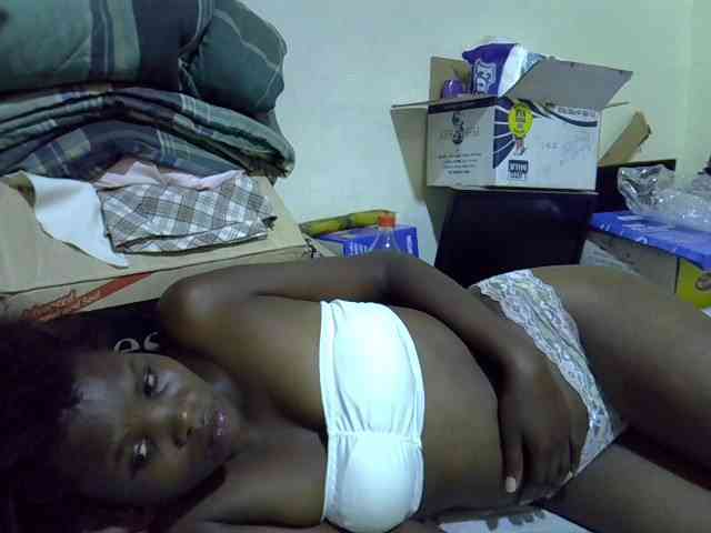 Cute-aliyah webcam