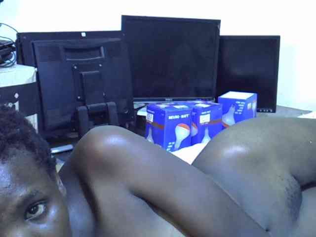 Cute-aliyah webcam