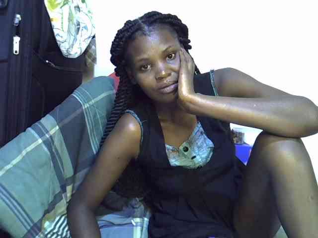 Cute-aliyah webcam