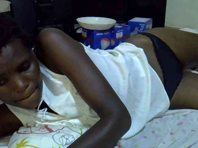 Cute-aliyah webcam
