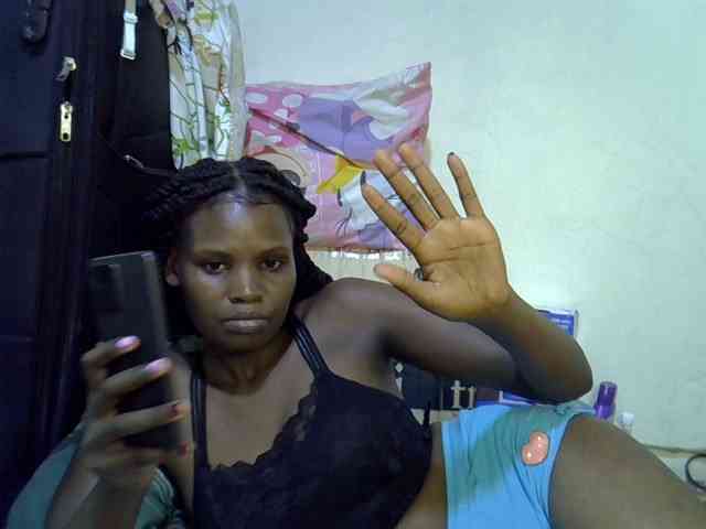 Cute-aliyah webcam