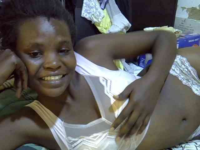 Cute-aliyah webcam