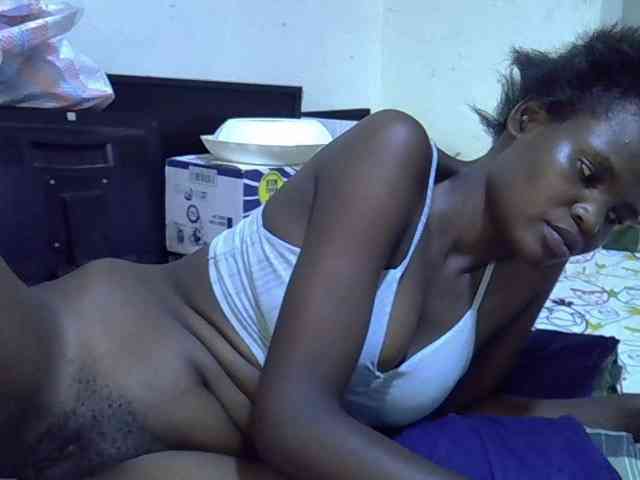 Cute-aliyah webcam