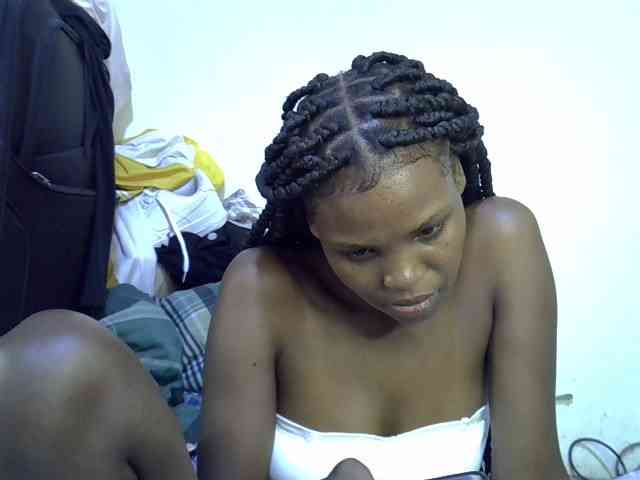 Cute-aliyah webcam