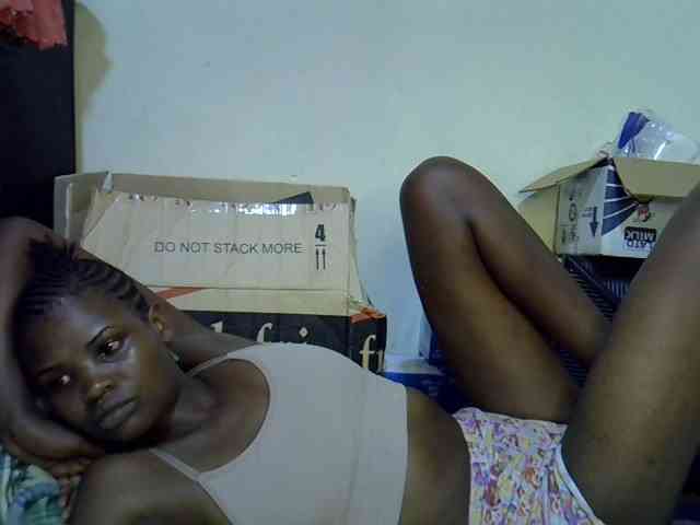 Cute-aliyah webcam