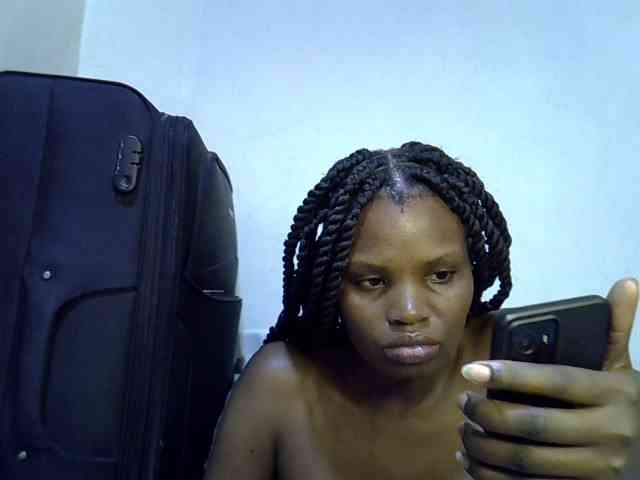 Cute-aliyah webcam