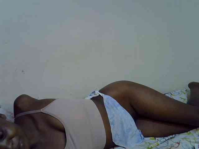 Cute-aliyah webcam