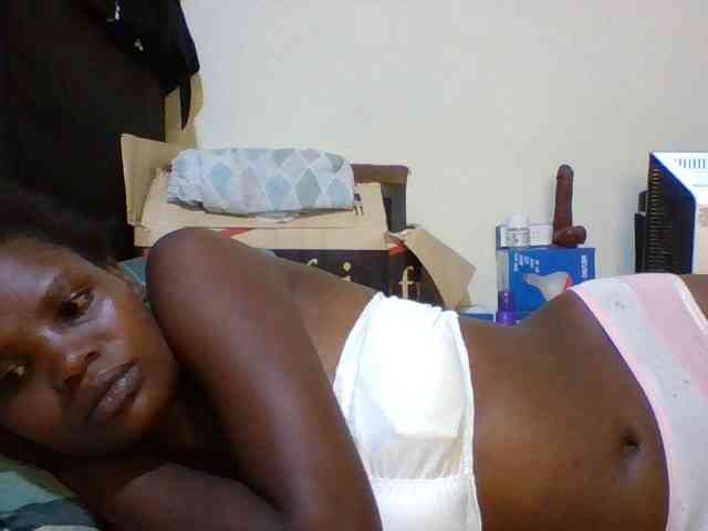 Cute-aliyah webcam