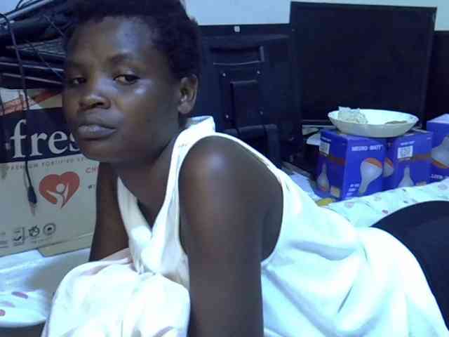 Cute-aliyah webcam