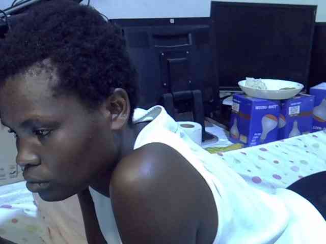 Cute-aliyah webcam