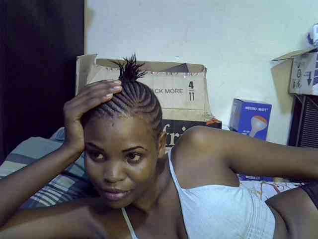 Cute-aliyah webcam
