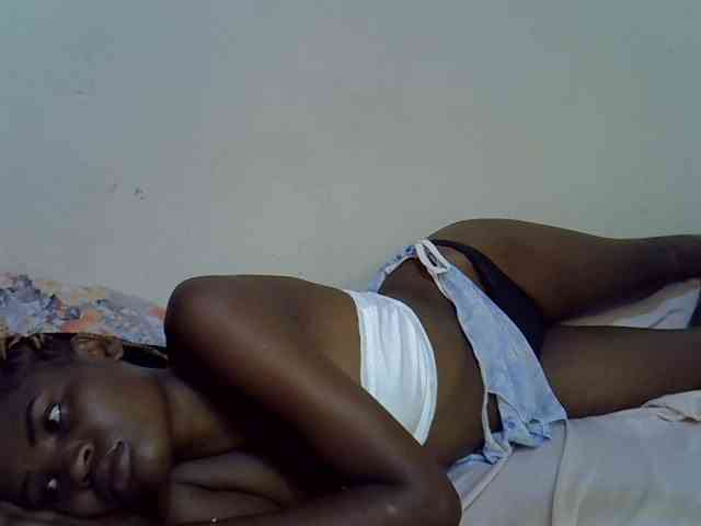 Cute-aliyah webcam