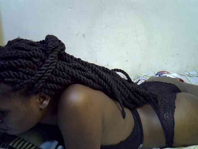 Cute-aliyah webcam