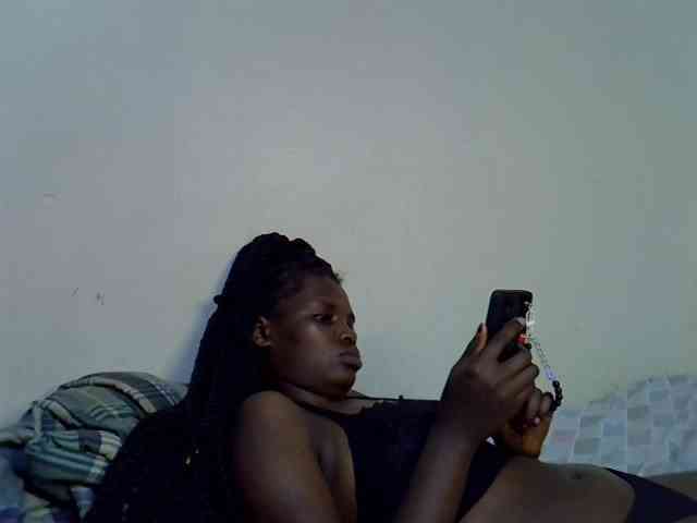 Cute-aliyah webcam