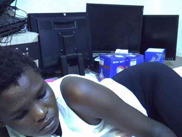 Cute-aliyah webcam