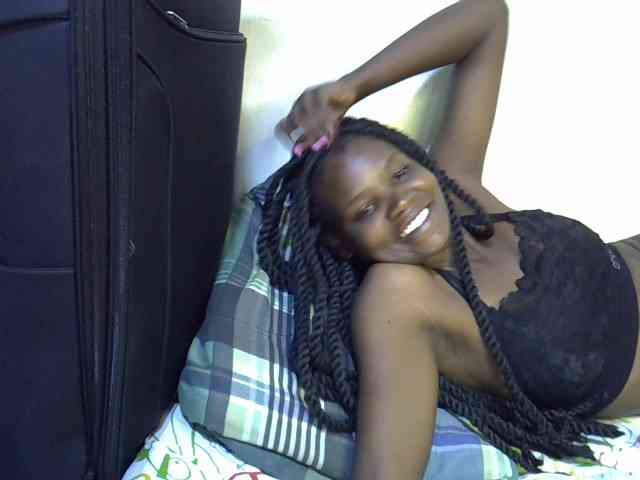 Cute-aliyah webcam