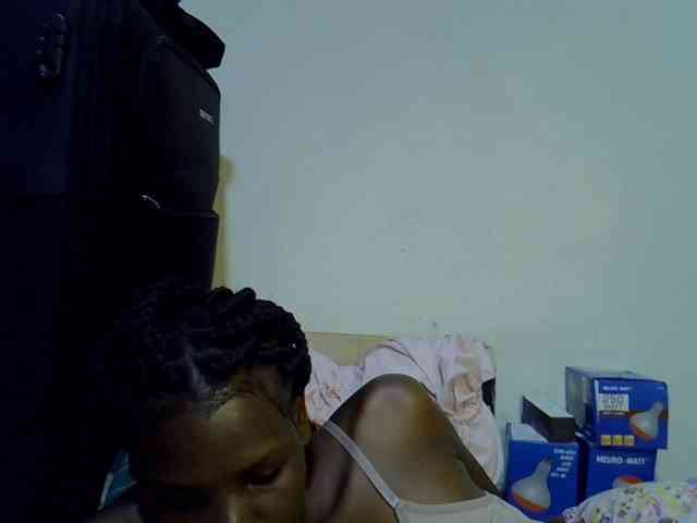Cute-aliyah webcam