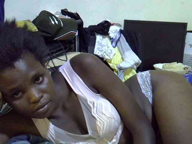 Cute-aliyah webcam