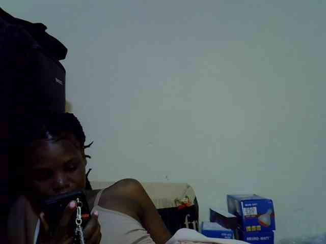 Cute-aliyah webcam