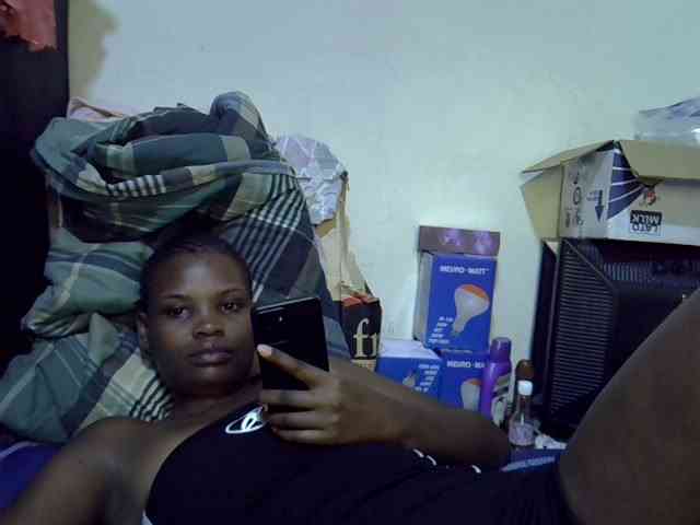 Cute-aliyah webcam