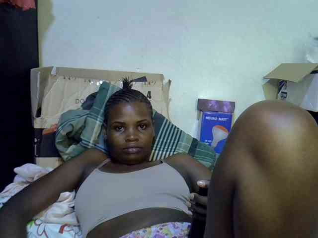 Cute-aliyah webcam