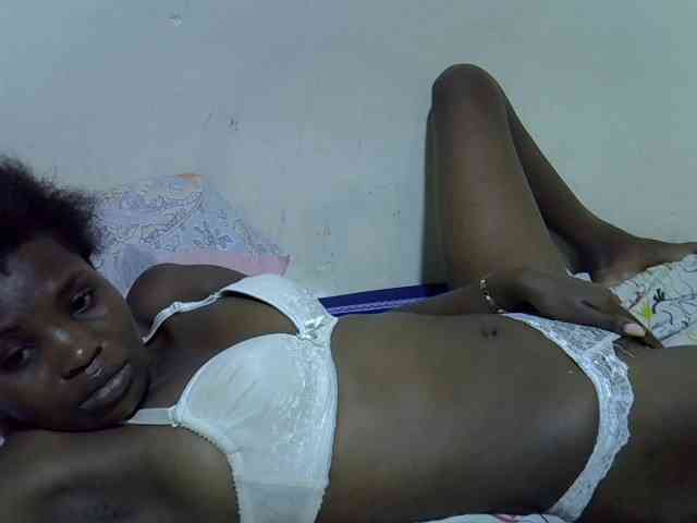 Cute-aliyah webcam