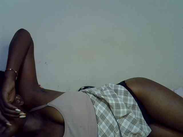 Cute-aliyah webcam