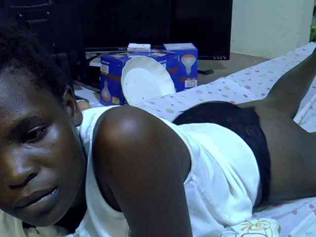 Cute-aliyah webcam