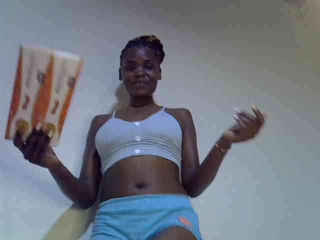 Cute-aliyah webcam