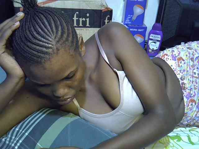 Cute-aliyah webcam