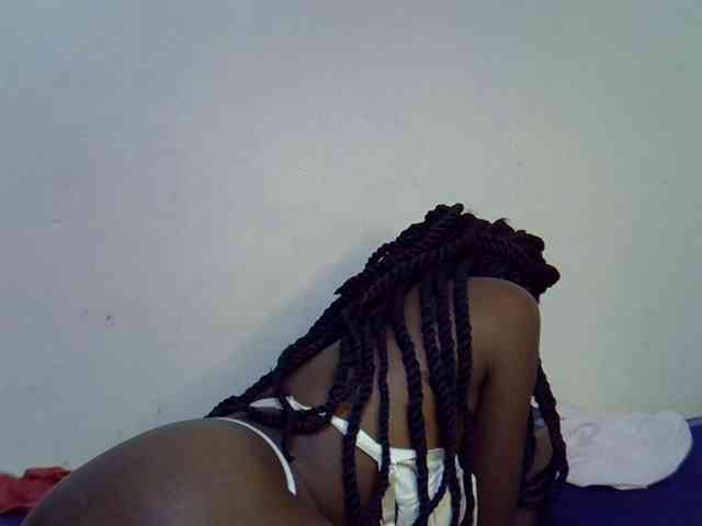 Cute-aliyah webcam