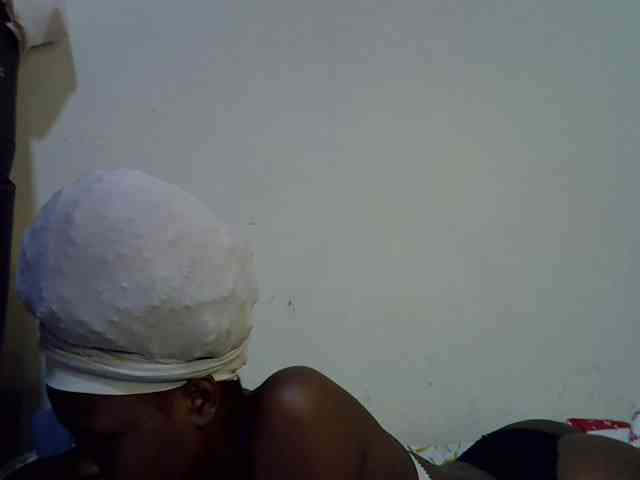 Cute-aliyah webcam