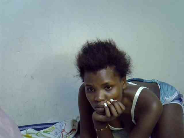 Cute-aliyah webcam