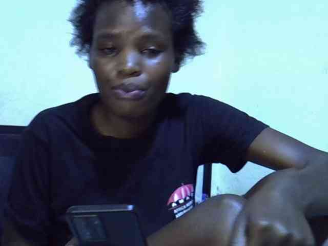 Cute-aliyah webcam