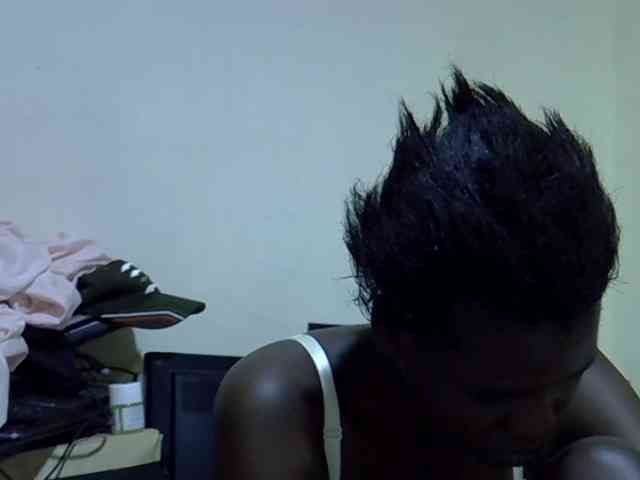 Cute-aliyah webcam
