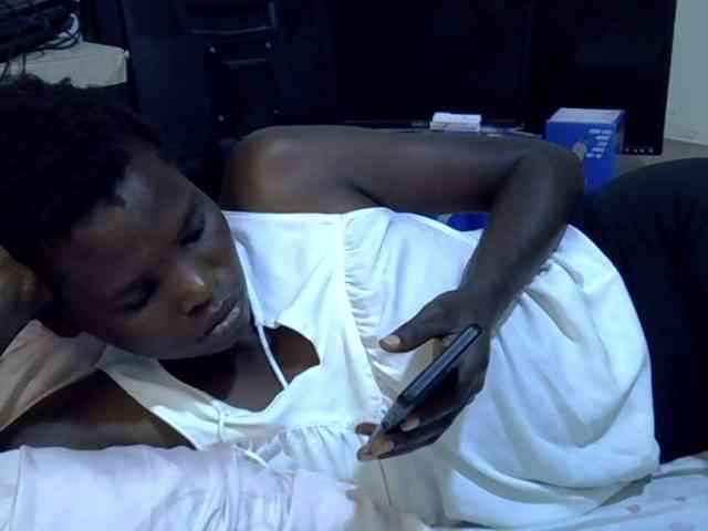 Cute-aliyah webcam