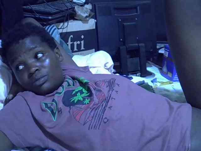 Cute-aliyah webcam