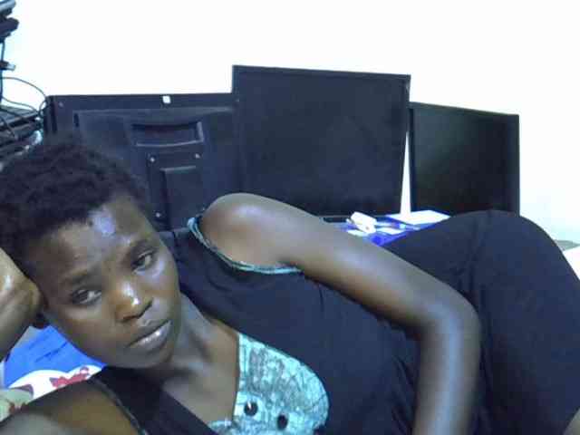Cute-aliyah webcam