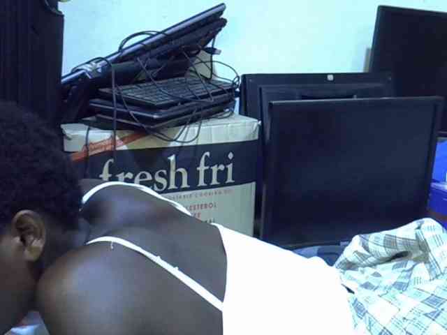 Cute-aliyah webcam