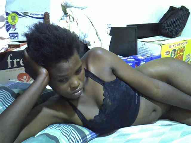 Cute-aliyah webcam
