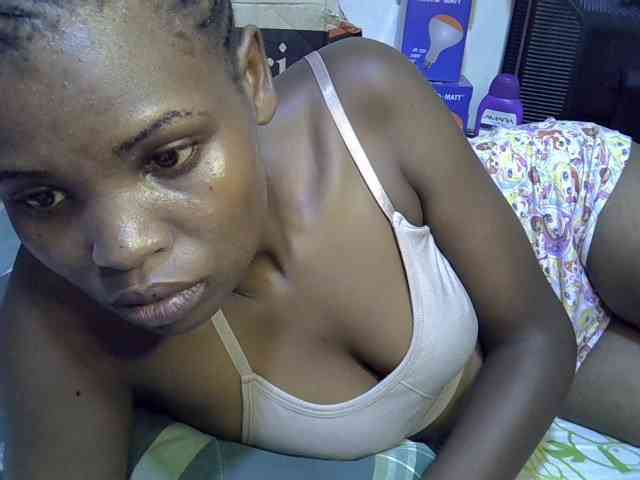 Cute-aliyah webcam