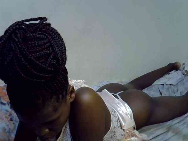 Cute-aliyah webcam