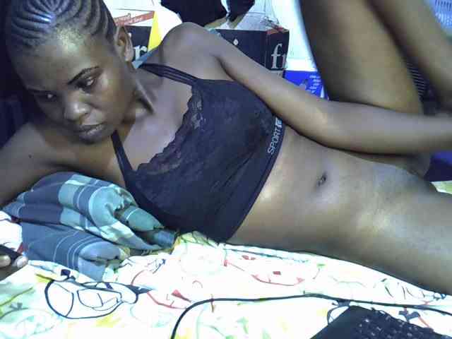 Cute-aliyah webcam