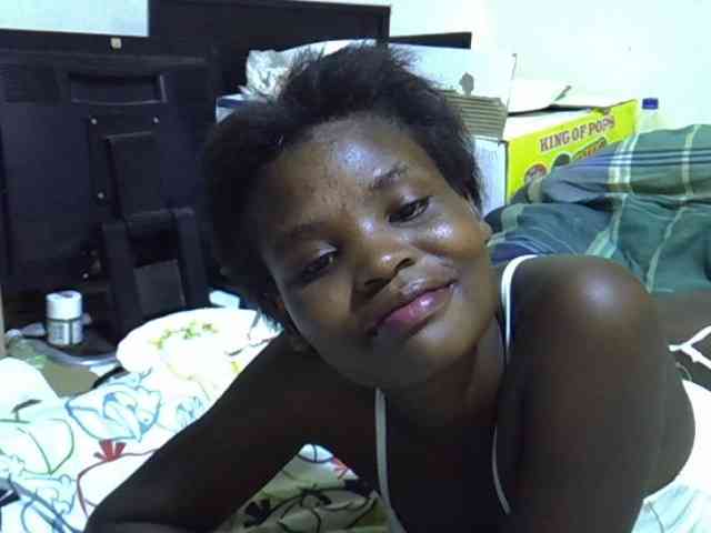 Cute-aliyah webcam