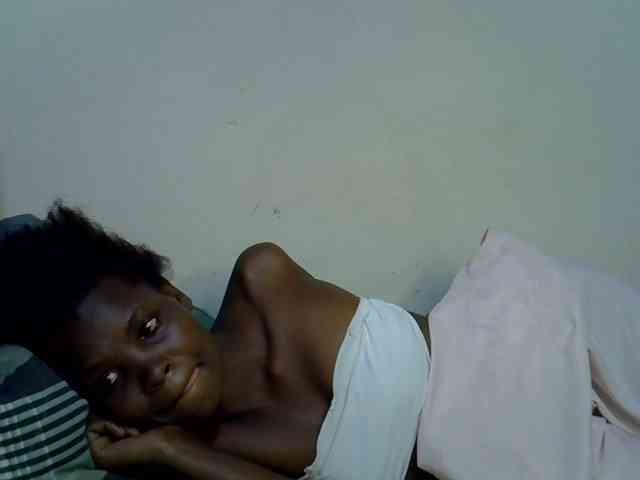 Cute-aliyah webcam