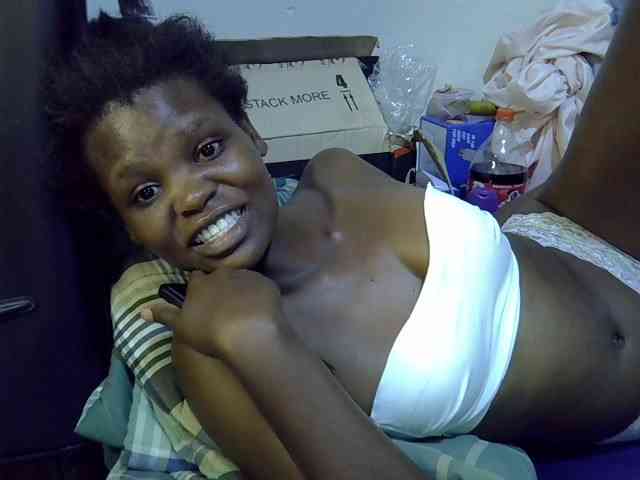 Cute-aliyah webcam